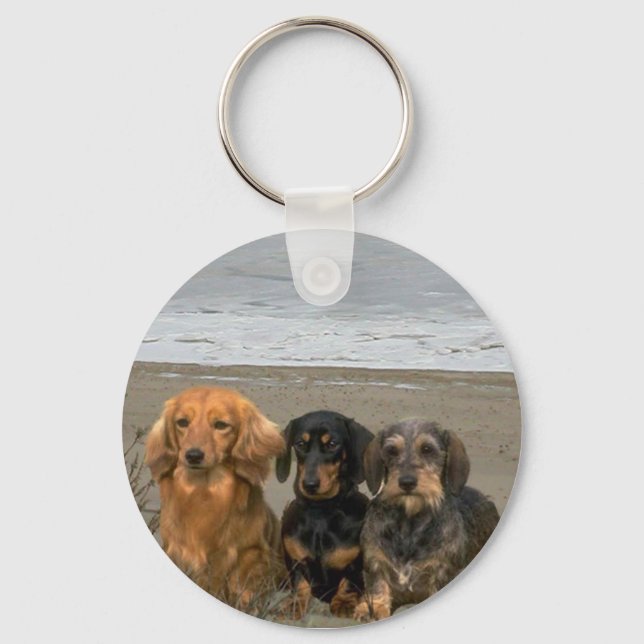 Dachshunds Keychain On The Beach (Front)
