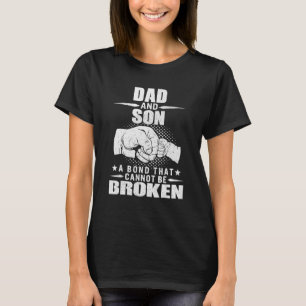 Dad And Son Unbreakable Bond  Fist Bump Daddy Papa T-Shirt