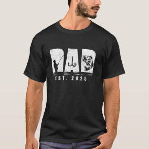 Dad Est 2025 Fishing Dad To Be New Baby Daddy Fath T-Shirt