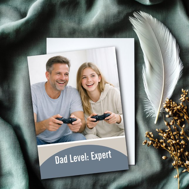 Dad Level Expert Gaming Father’s Day Customisable Card (Creator Uploaded)