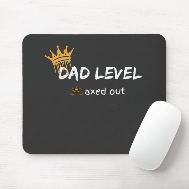 Dad Level Maxed Out Retro Gamer Art Mouse Mat (With Mouse)