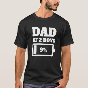 Dad Of 2 Boys Tired Dad Father Low Battery Father' T-Shirt