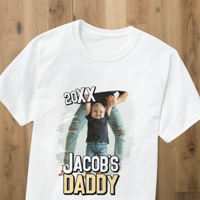 Daddy Modern Simple Grunge Custom Baby Photo T-Shirt (Creator Uploaded)
