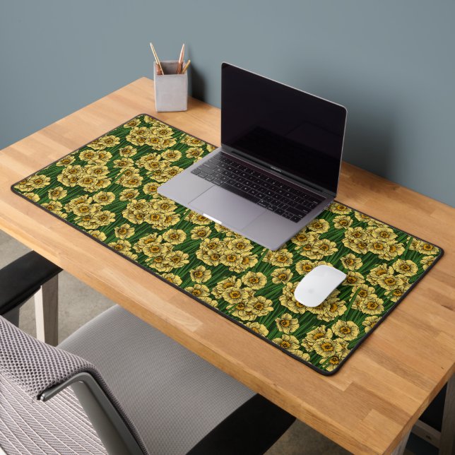 Daffodil garden desk mat (Office 2)