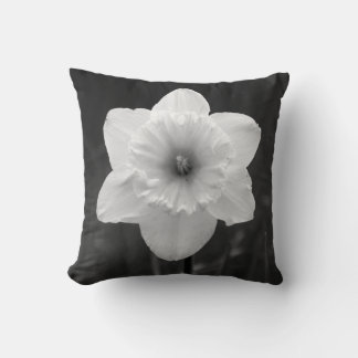 Daffodil Pillow