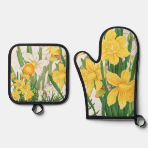 Daffodil Woodblock Painting, Tanigami Kônan, 1917 Oven Mitt & Pot Holder Set