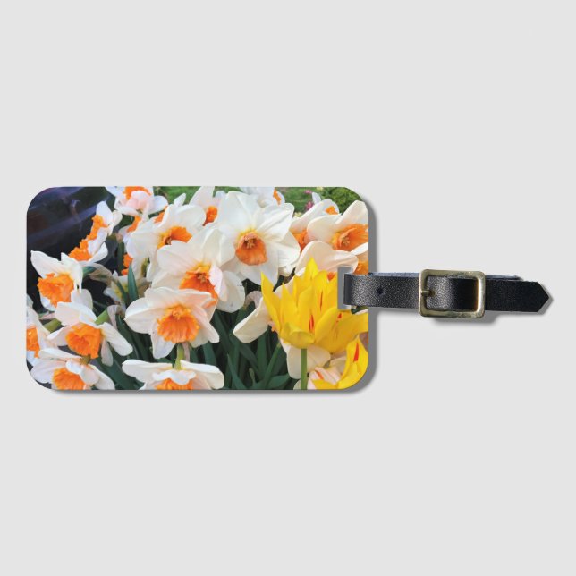 Daffodils & Tulips, Oregon Luggage Tag (Front Horizontal)