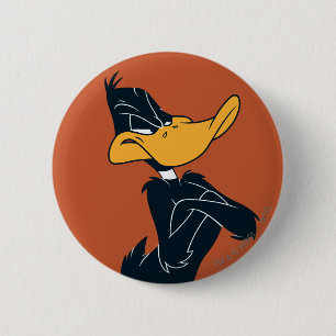 DAFFY DUCK™ with Arms Crossed 6 Cm Round Badge