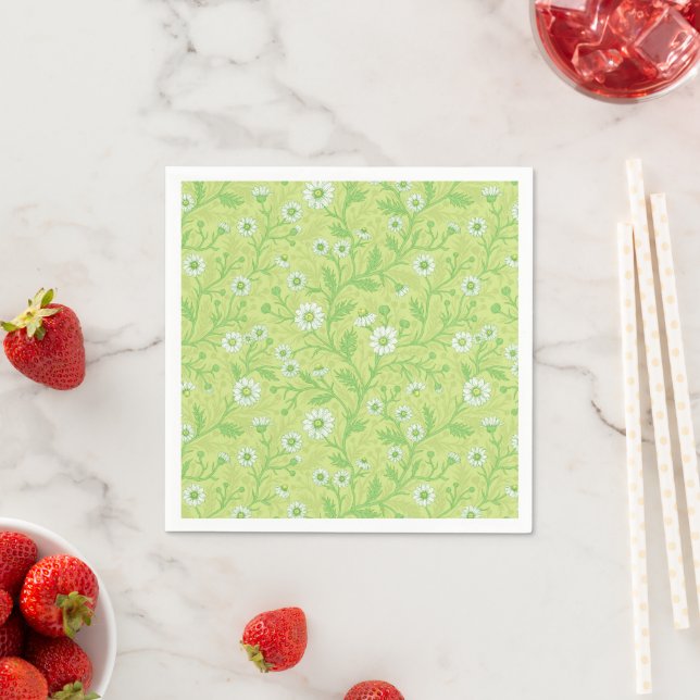 Daisies in white and green on honey dew green napkin (Insitu)