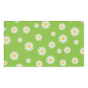 Daisies Name Tag