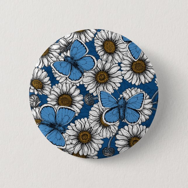 Daisies, white wild flowers and blue butterflies 6 cm round badge (Front)