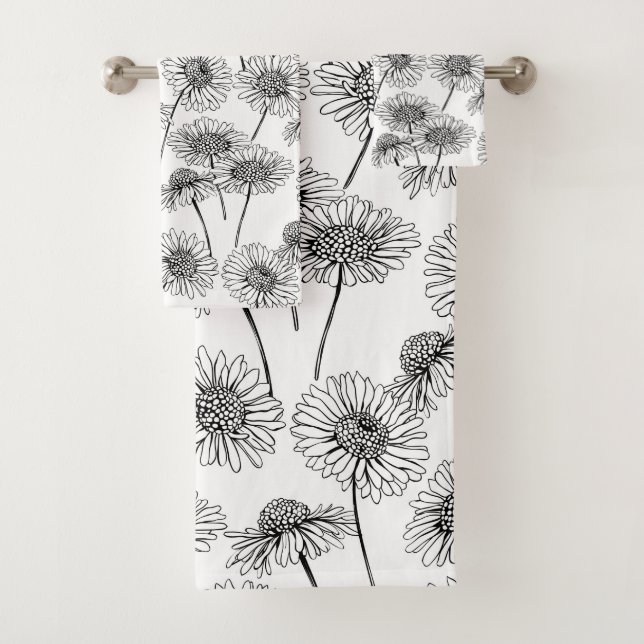 Daisies, wild flowers in black and white bath towel set (Insitu)