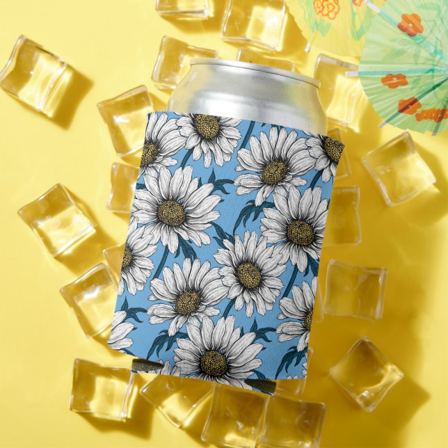Daisies, wild flowers on blue can cooler (In Situ Summer)