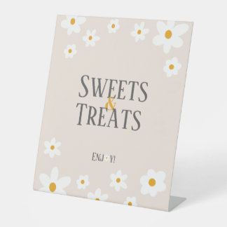 Daisy 1st Birthday Sweets & Treats Sign