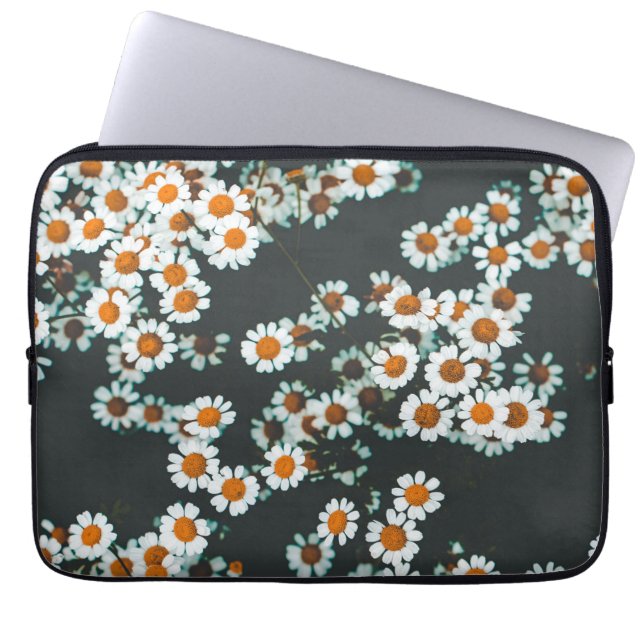 Daisy Daisies Floral Laptop Sleeve (Front)