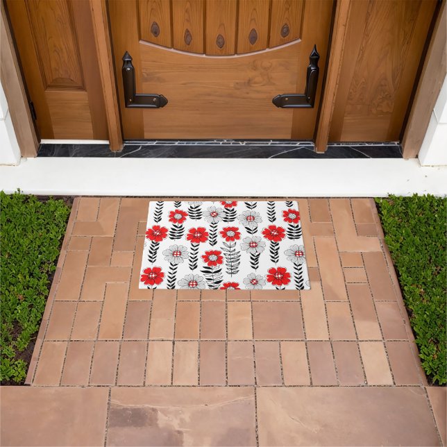 Daisy doodles  in red and black doormat (Outdoor)