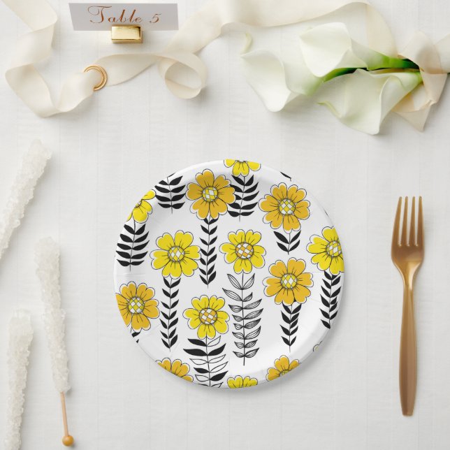 Daisy doodles  in yellow and black paper plate (Wedding)