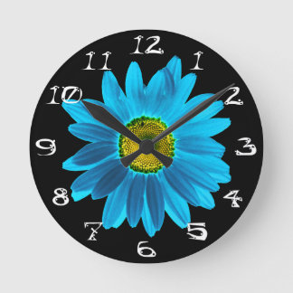 Daisy Flower with Blue Petals Round Clock