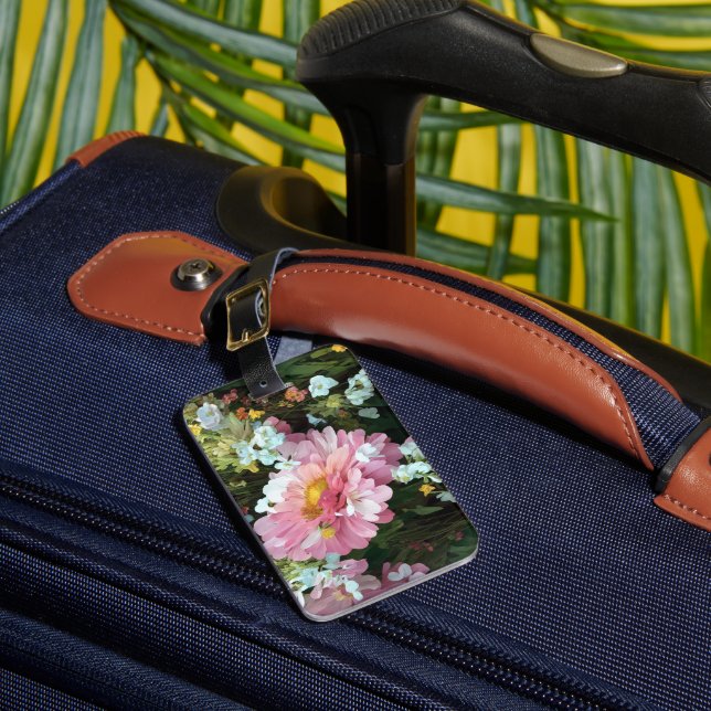 Daisy in Pink Luggage Tag (Front Insitu 1)