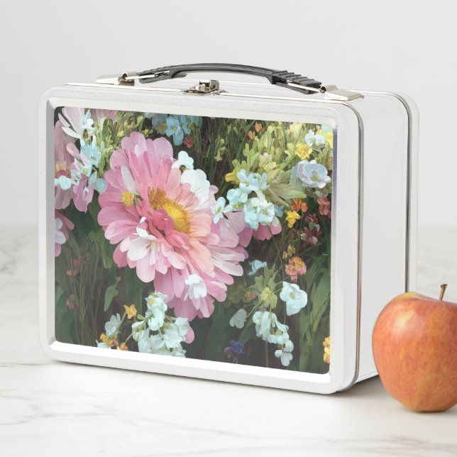 Daisy in Pink Metal Lunch Box (In Situ)