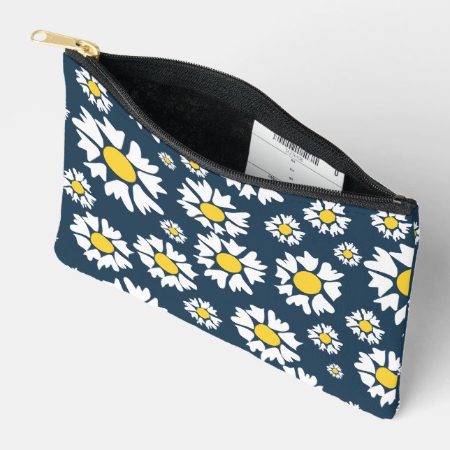 Daisy Pattern, Floral Pattern, White Daisies Accessory Pouch (Open)