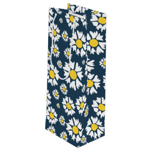 Daisy Pattern, Floral Pattern, White Daisies Wine Gift Bag