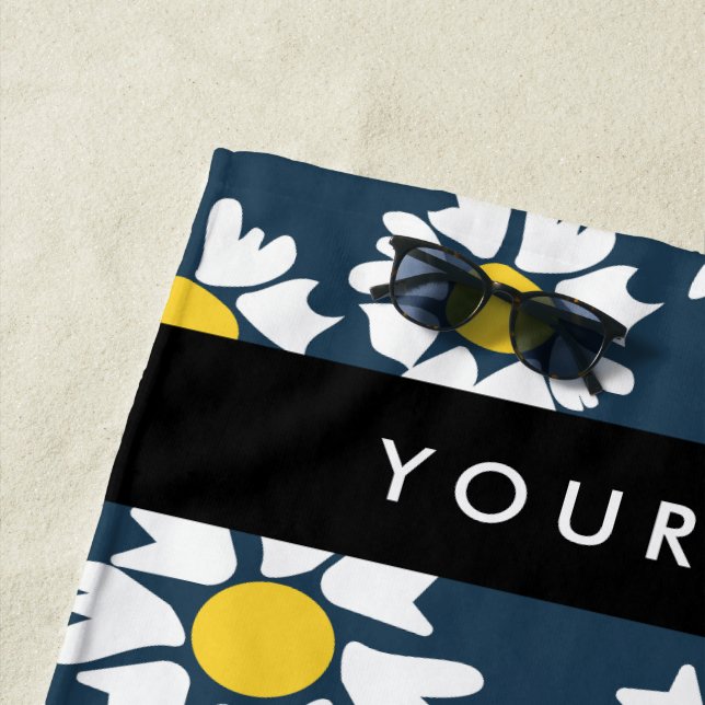 Daisy Pattern, White Daisies, Your Name Beach Towel (In Situ)