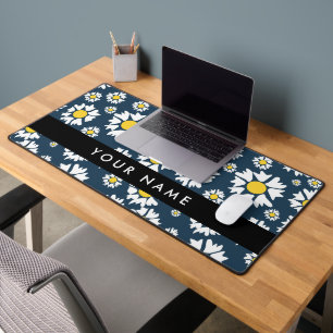 Daisy Pattern, White Daisies, Your Name Desk Mat