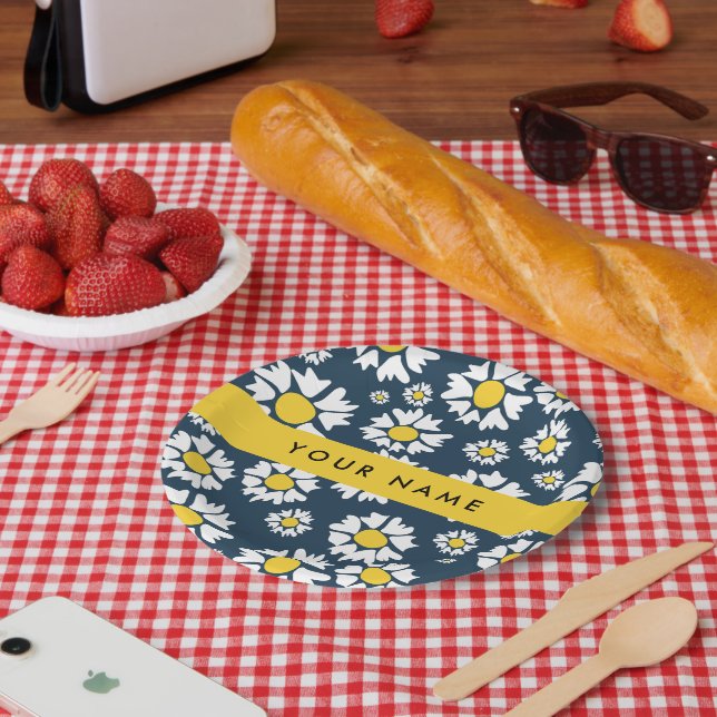 Daisy Pattern, White Daisies, Your Name Paper Plate (Picnic)
