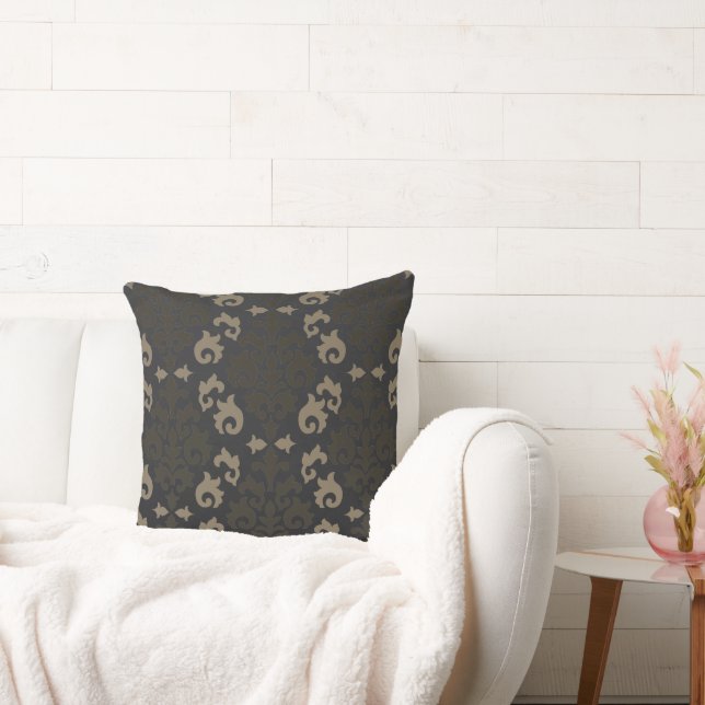 Damask Cushion (Couch)