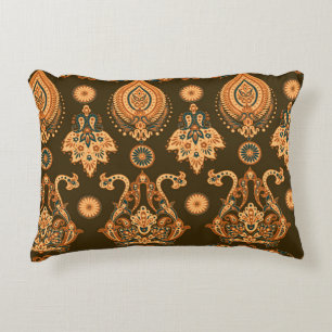 Damask Floral: Seamless Vintage Style Decorative Cushion