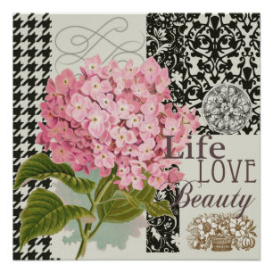 Damask Pattern Floral Decor Pretty