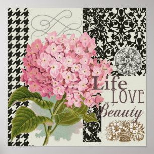 Damask Pattern Floral Decor Pretty