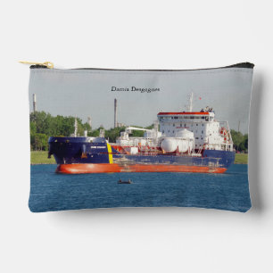 Damia Desgagnes zipper bag