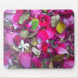 Dancing Petals II Mouse Mat