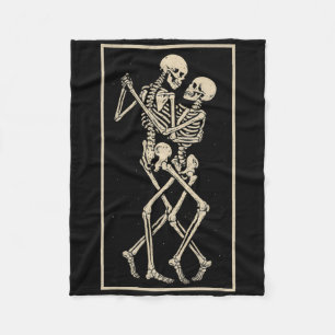 Dancing Skeleton Couple – Romantic Gothic Hallowee Fleece Blanket