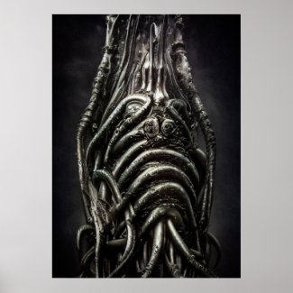 Dark Alien Statue of an Ancient Eldritch Horror