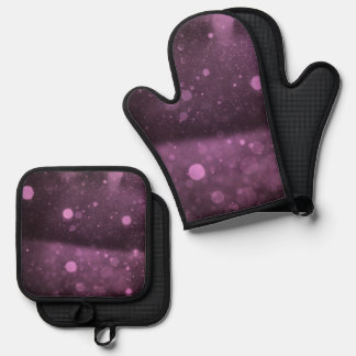 Dark Bokeh Background Oven Mitt & Pot Holder Set