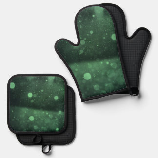 Dark Bokeh Background Oven Mitt & Pot Holder Set