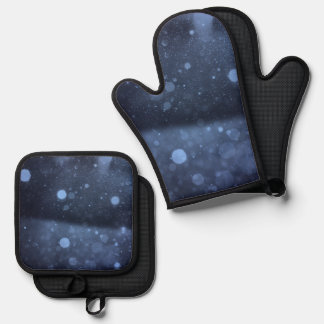Dark Bokeh Background Oven Mitt & Pot Holder Set