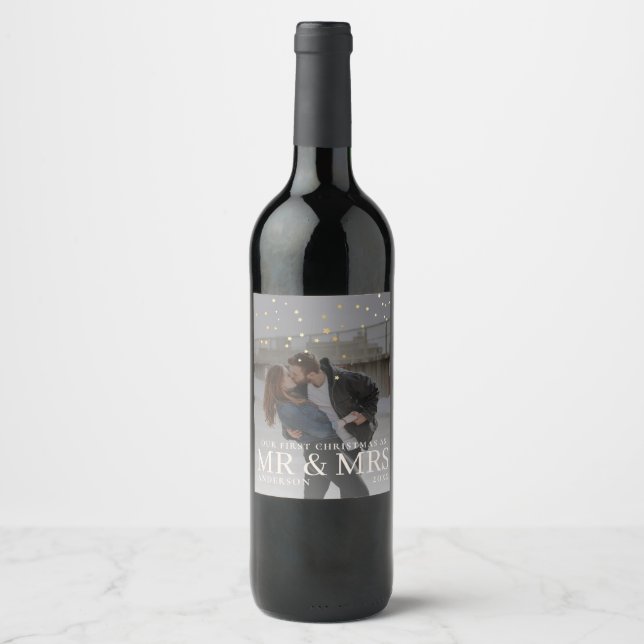 Dark Dusky Couple Photo with Stars for Christmas Wine Label (Front)