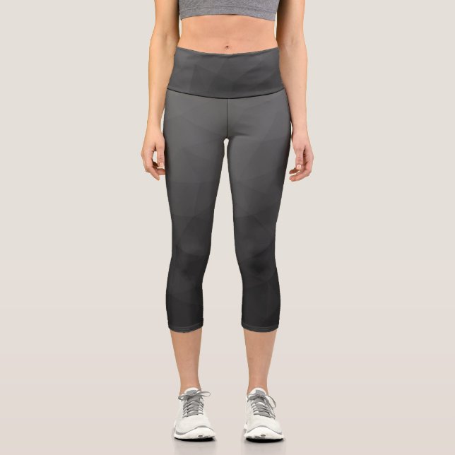 Dark Grey Gradient Geometric Mesh Pattern Capri Leggings (Front)