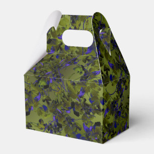 Dark Hop Vine and Leaves Abstract Art Party Favour Box