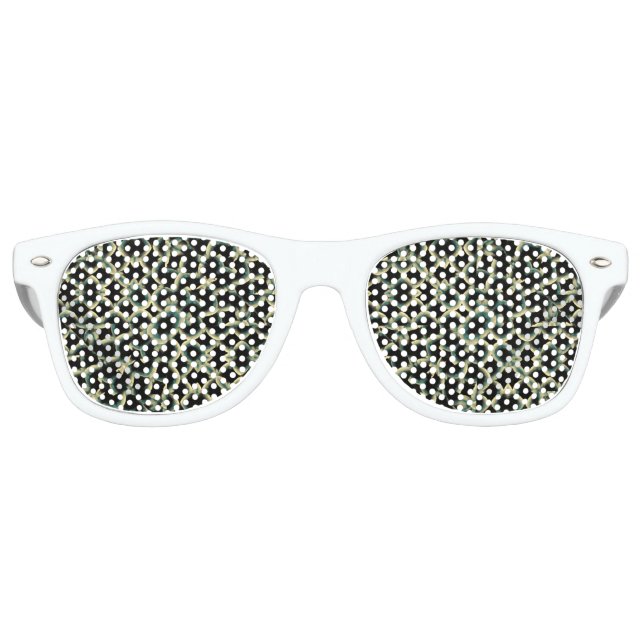Dark Interlace Motif Mosaic Pattern Retro Sunglasses (Front)