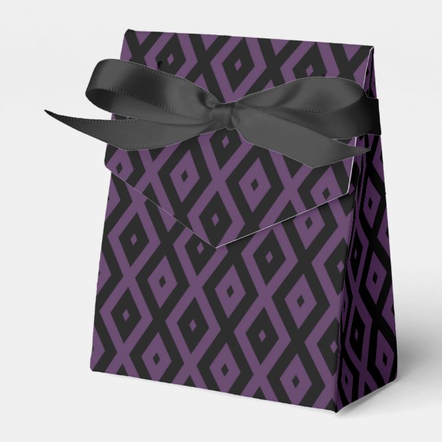 Dark purple and black diamond pattern favour box (Front Side)