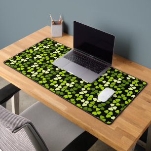 Dark Shamrock Pattern Green & Black Desk Mat