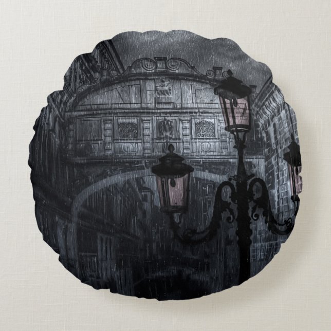 Dark Venice Rain Bridge of Sighs at Night Round Cushion (Front)