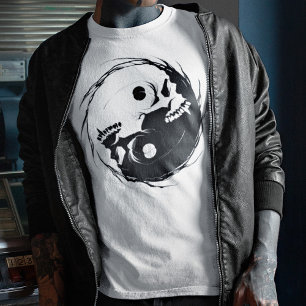 Dark yin yang religious Symbol T-Shirt