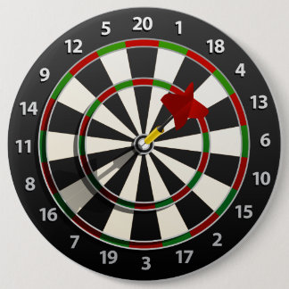 Dartboard with dart 6 cm round badge