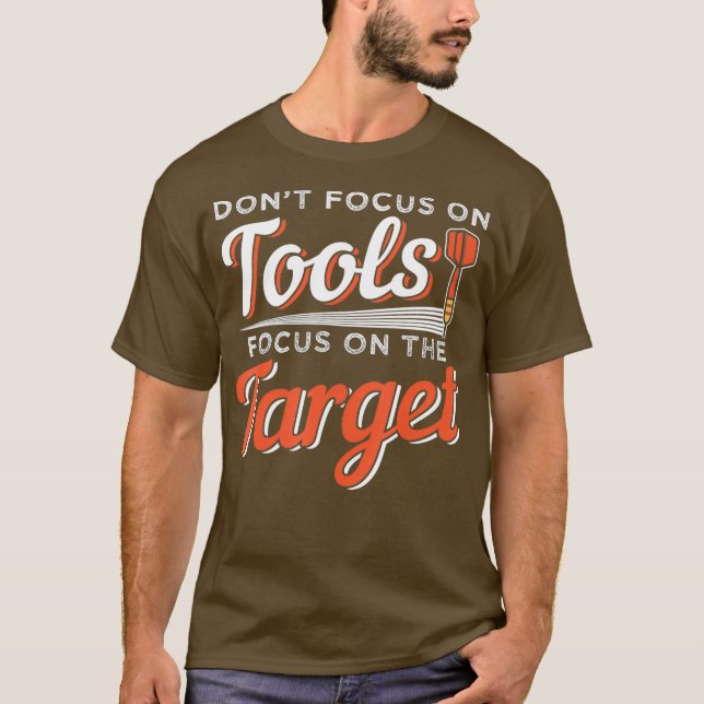 Darts Arrow Target Design For A Dart Player T-Shirt (Front)